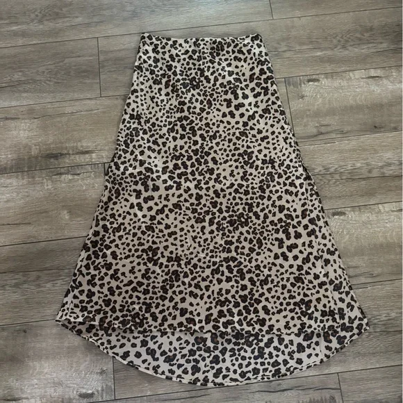 Abercrombie & Fitch• skirt🤎 - Picture 2 of 3